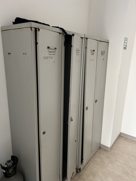 11#8382 Arredamento in vendita - foto 1