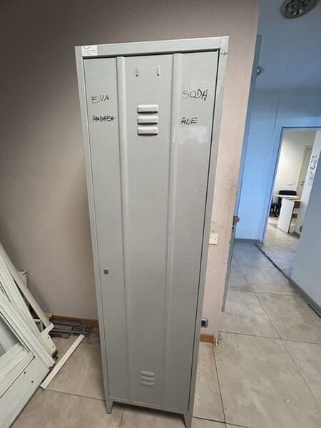 11#8382 Arredamento in vendita - foto 3