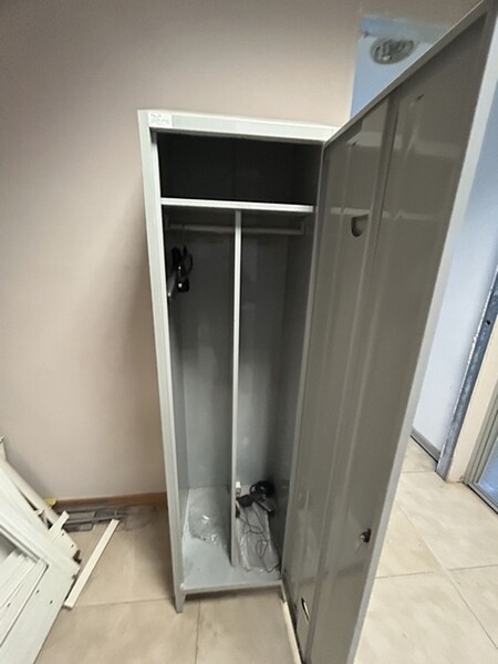 11#8382 Arredamento in vendita - foto 4