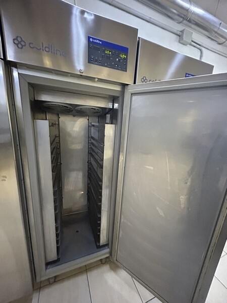29#8382 Armadio fermalievitazione Coldline in vendita - foto 6