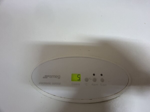 33#8382 Congelatore a pozzetto Smeg in vendita - foto 3