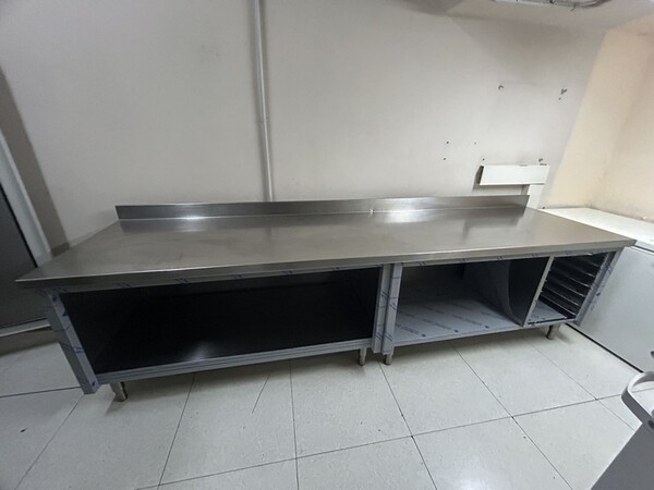 44#8382 Tavolo in vendita - foto 1