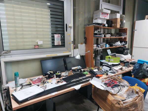 7#8385 Arredi da ufficio in vendita - foto 28