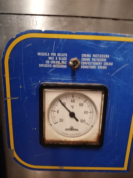 23#8391 Cuocicrema Carpigiani in vendita - foto 4