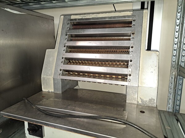 37#8391 Taglierina pasta Pama Roma in vendita - foto 2