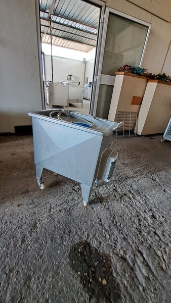 56#8391 Sterilizzatore carrellato in vendita - foto 1