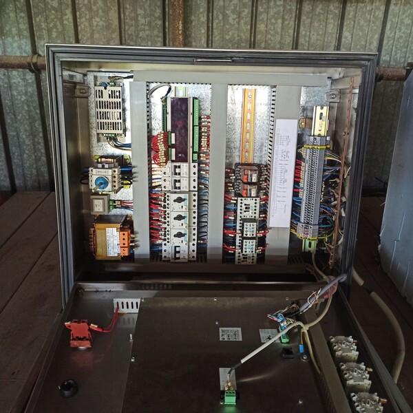 58#8391 Quadri elettrici in acciaio inox 4 pz in vendita - foto 12