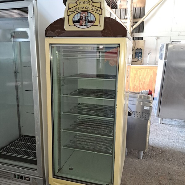 Attrezzature bar e ristoranti in vendita