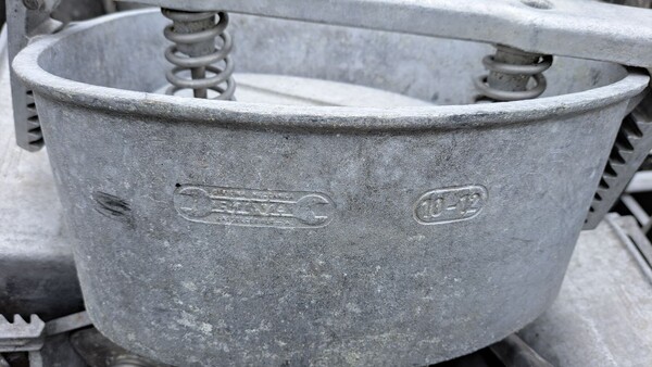 63#8391 10 stampi prosciutti in vendita - foto 3