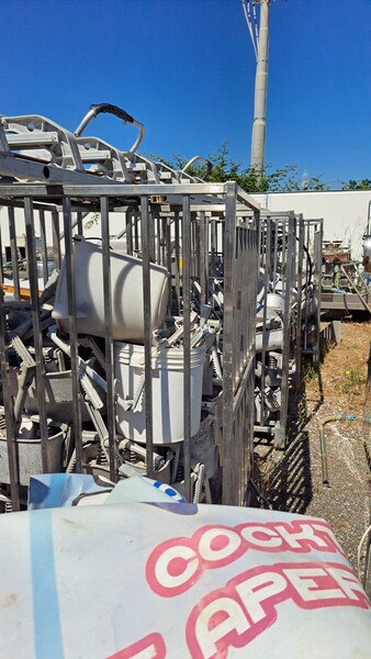 64#8391 2 carrelli inox senza contenuto in vendita - foto 5