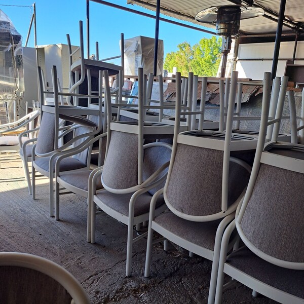 68#8391 20 poltroncine con legno e tessuto in vendita - foto 1