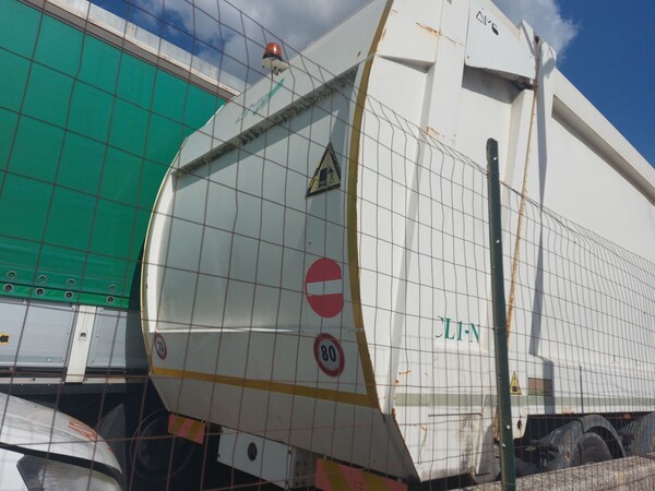 27#8394 Autocarro compattatore Iveco Stralis 310 in vendita - foto 2