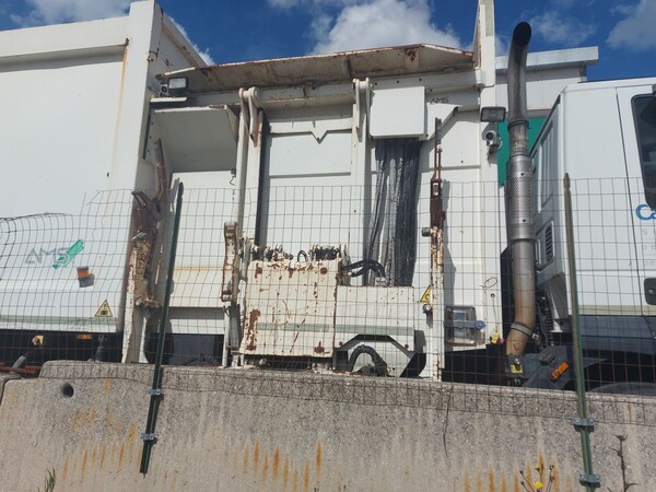 27#8394 Autocarro compattatore Iveco Stralis 310 in vendita - foto 4