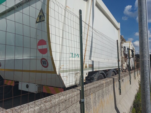 27#8394 Autocarro compattatore Iveco Stralis 310 in vendita - foto 5