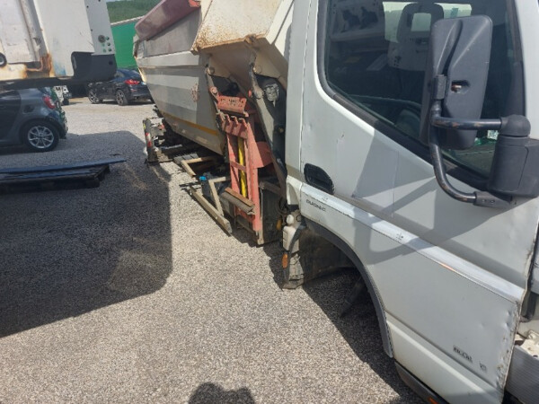 29#8394 Furgone Mitsubishi Fuso Canter in vendita - foto 5