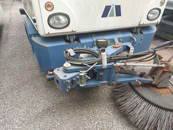 31#8394 Autocompattatore spazzatrice in vendita - foto 2