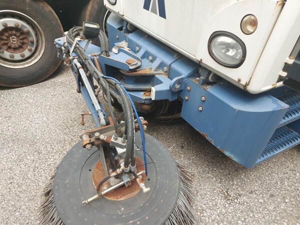 31#8394 Autocompattatore spazzatrice in vendita - foto 4