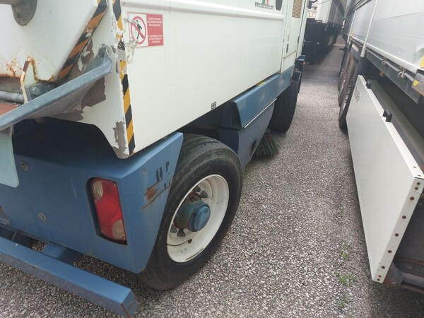 31#8394 Autocompattatore spazzatrice in vendita - foto 8
