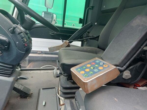 31#8394 Autocompattatore spazzatrice in vendita - foto 11
