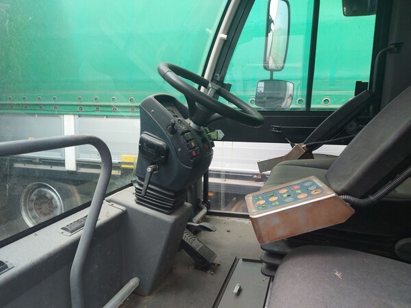 31#8394 Autocompattatore spazzatrice in vendita - foto 12