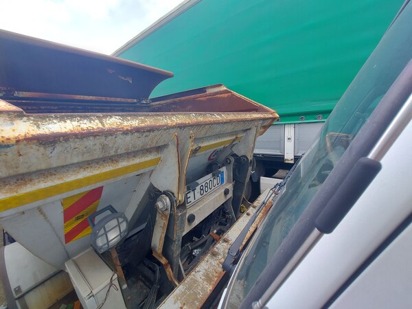 33#8394 Autocarro Iveco Daily 65c15g in vendita - foto 3