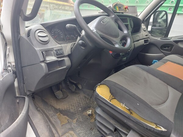 34#8394 Autocarro Iveco Daily 70c17l in vendita - foto 9