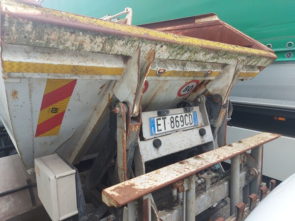 35#8394 Autocarro Iveco Daily 65c14 in vendita - foto 2