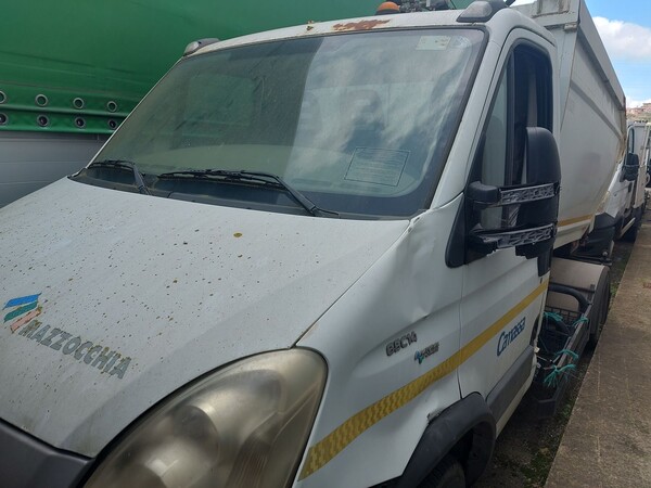 35#8394 Autocarro Iveco Daily 65c14 in vendita - foto 15