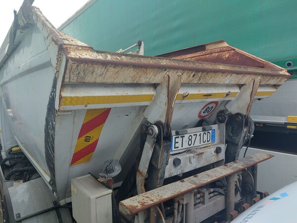 37#8394 Autocarro Iveco Daily 65c14 in vendita - foto 4