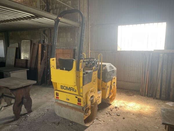 9#8396 Rullo compressore Bomag in vendita - foto 2