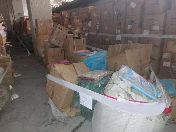 6#8409 Accessori per la casa e giocattoli in vendita - foto 2