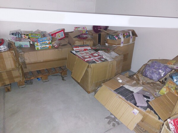 8#8409 Accessori per la casa e giocattoli in vendita - foto 21