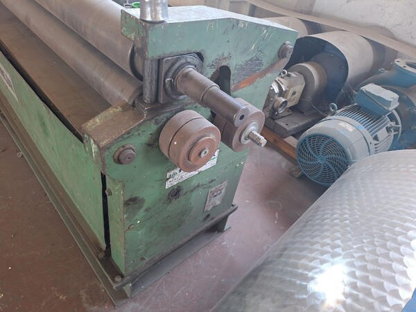 22#8413 Calandra tre rulli 1500 in vendita - foto 5