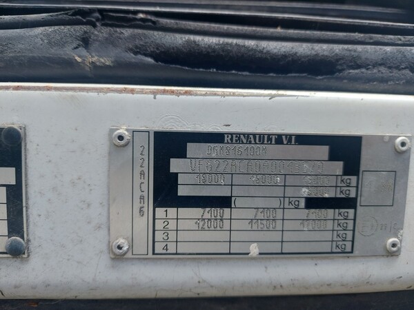 14#8417 Autocarro Renault in vendita - foto 13