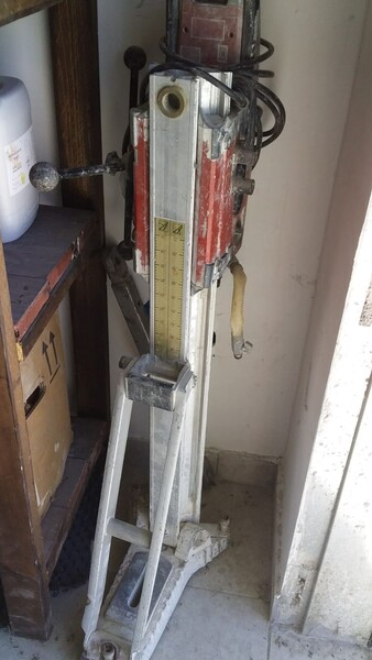 19#8421 Carotatrice Hilti DD200 in vendita - foto 1