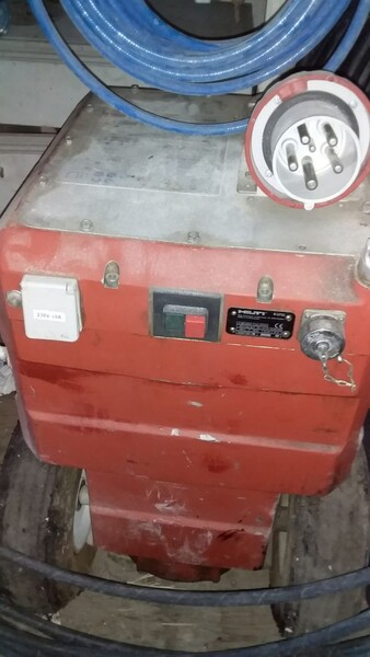 4#8421 Sega idraulici HITI in vendita - foto 1