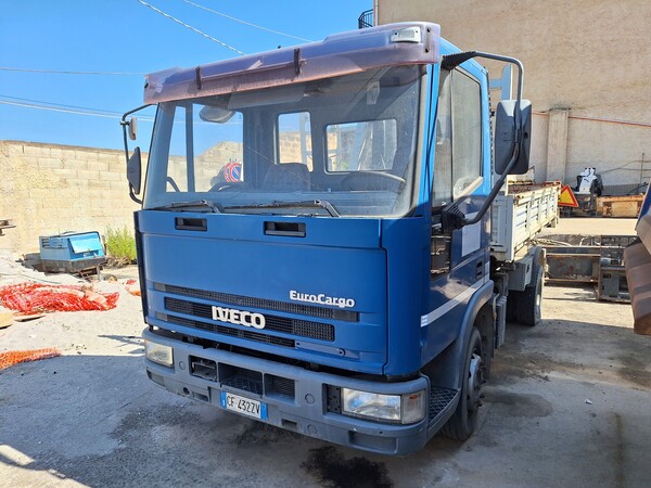 Autocarri in vendita