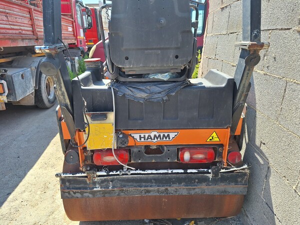 12#8423 Rullo compressore a vibrazione Hamm HD 12 in vendita - foto 3