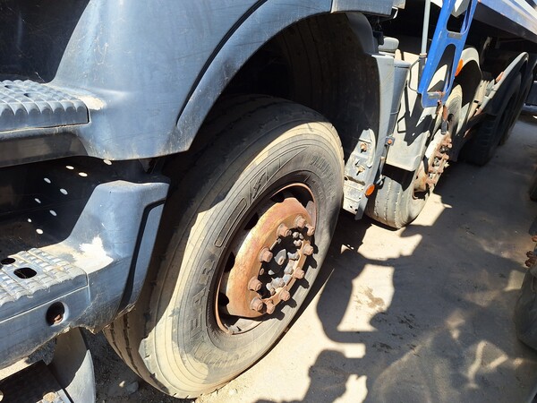 2#8423 Autocarro ribaltabile Iveco Trakker 450 in vendita - foto 7