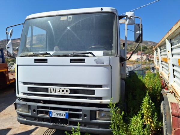 21#8423 Autocarro ribaltabile Iveco 120E18 in vendita - foto 2