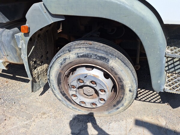 21#8423 Autocarro ribaltabile Iveco 120E18 in vendita - foto 4