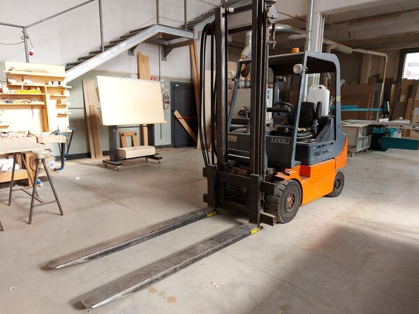 4#8426 Carrello elevatore Lugli in vendita - foto 1