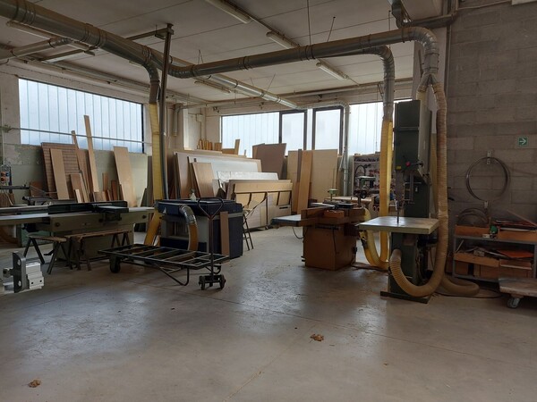 8#8426 Pialle per legno sega a nastro frese con accessori in vendita - foto 2
