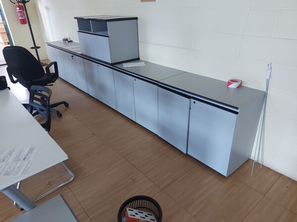 68#8429 Arredo ufficio e macchine elettroniche in vendita - foto 5