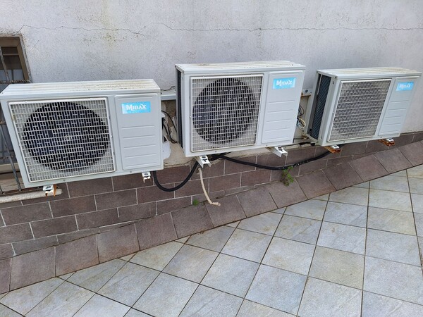 11#8439 Impianto fotovoltaico e condizionatori in vendita - foto 2
