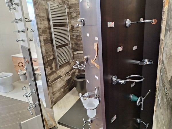 3#8439 Sanitari e accessori bagno in vendita - foto 3