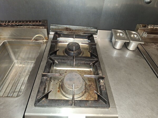 1#8442 Attrezzatura da cucina e arredo bar in vendita - foto 5
