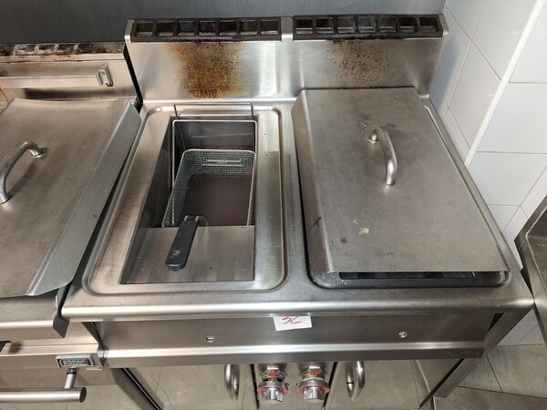 1#8442 Attrezzatura da cucina e arredo bar in vendita - foto 24