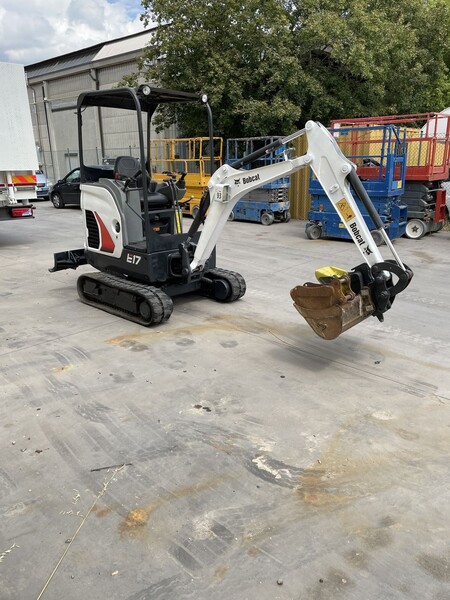 3#8443 Mini escavatore BOBCAT E17 in vendita - foto 2