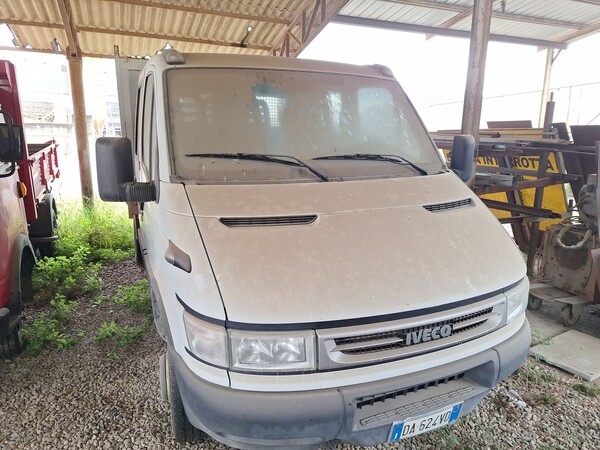 Autocarri in vendita
